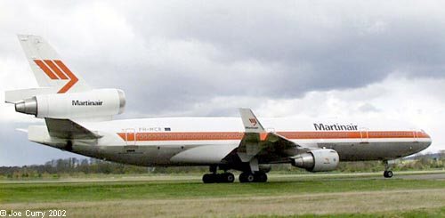 PH-MCR
MD11
April 1999